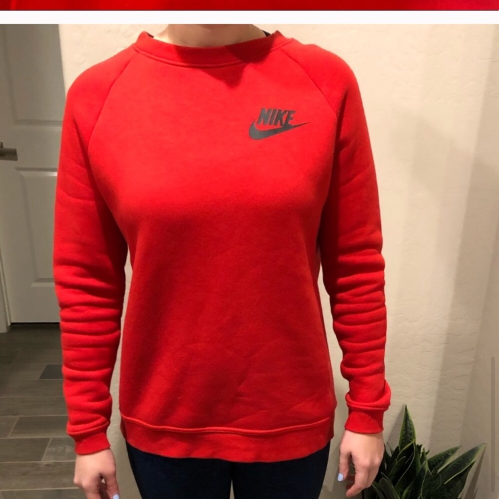Nike sweater